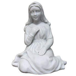 Mary Figure Avon Nativity Collectables 1981